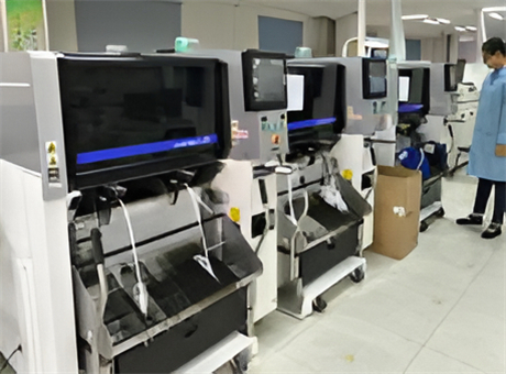 SMT 
machine